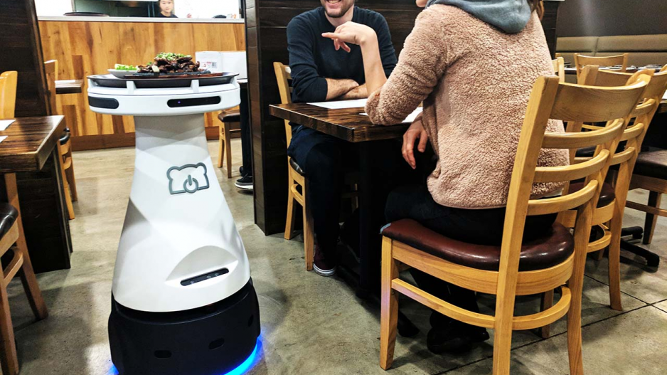Robot delivering food