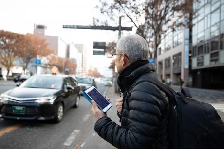 Man arranges for ride with his cellphone